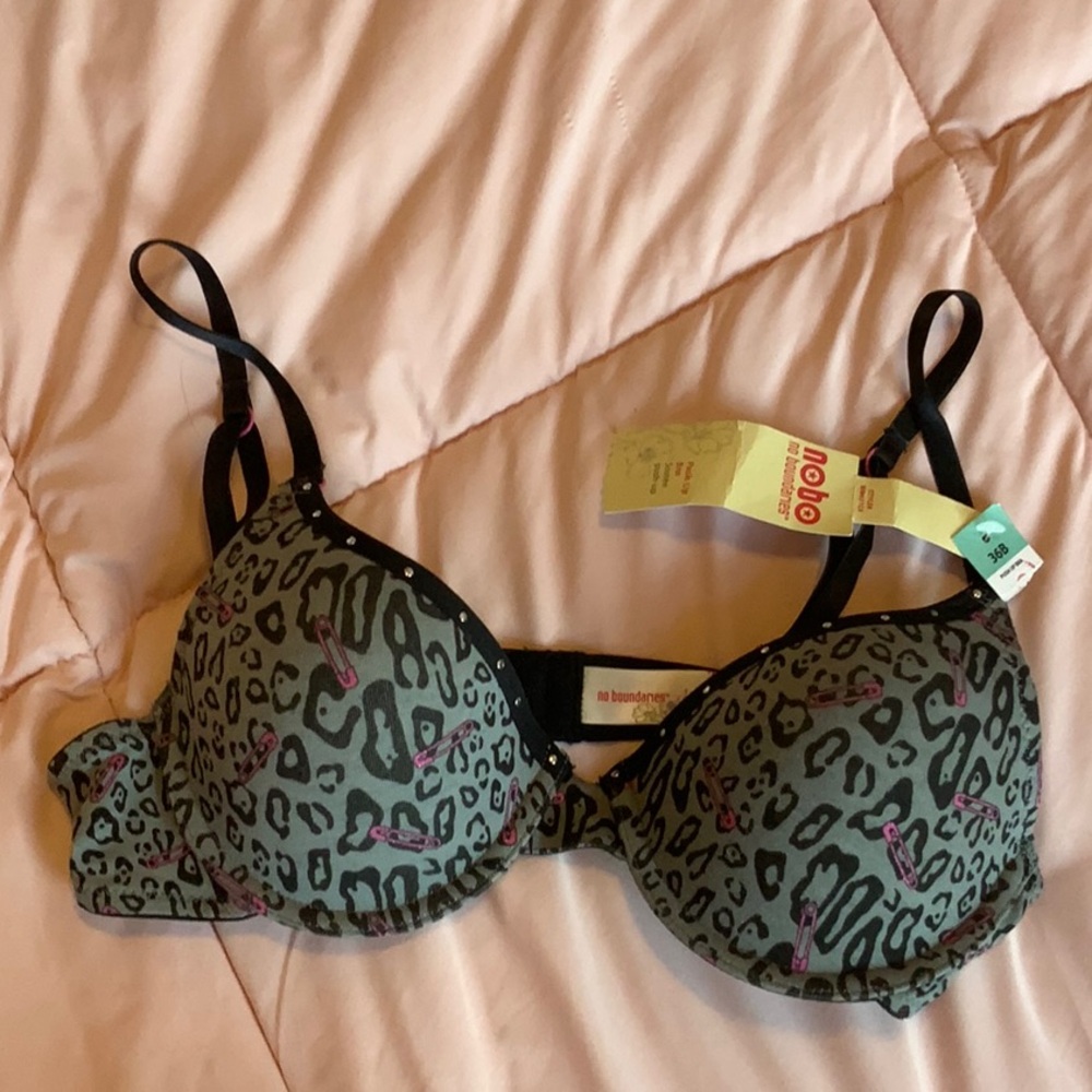 🔥🔥Teal Leopard Print Padded Bra with Adjustable Straps🔥🔥🔥